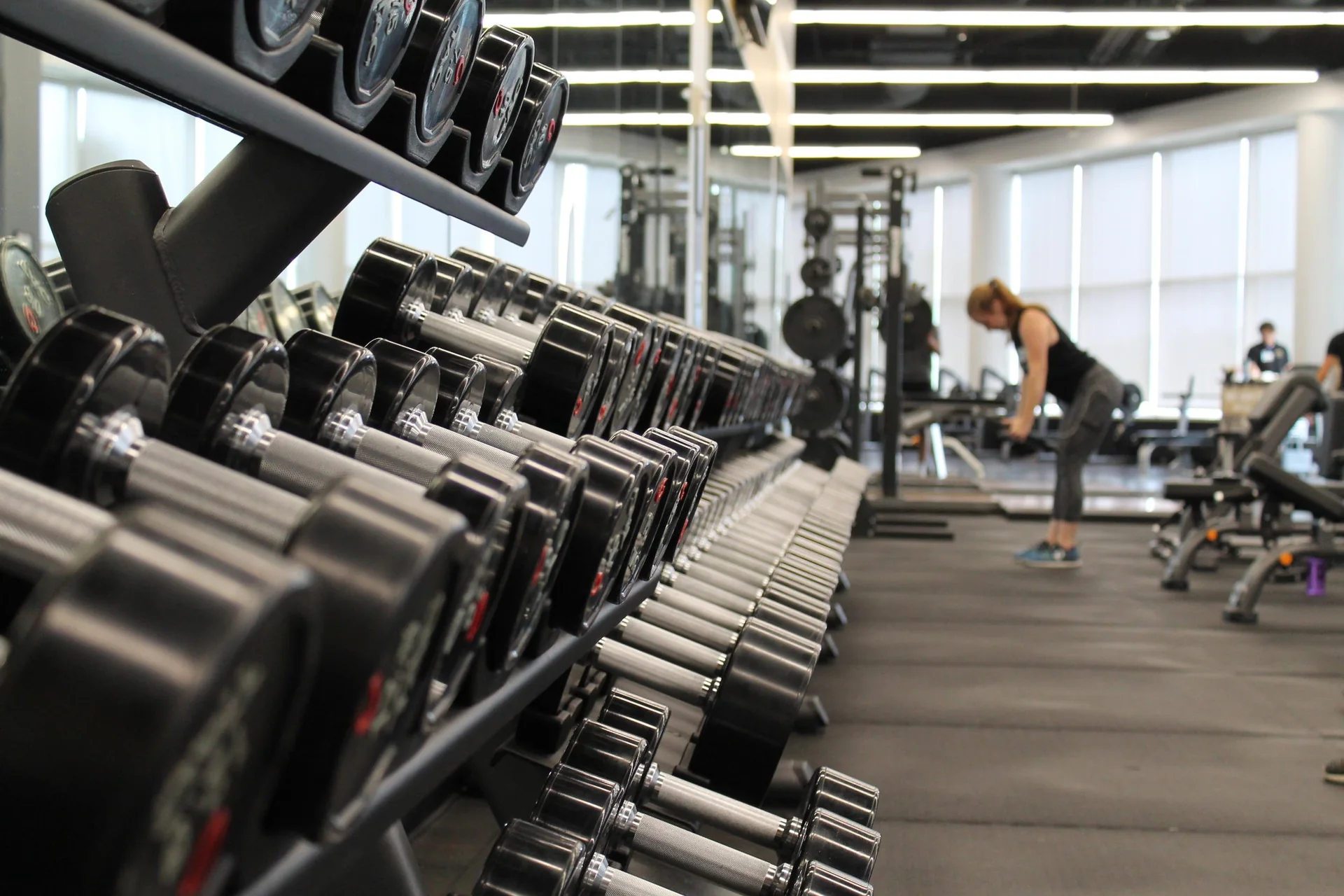 Weights in a fitness studio